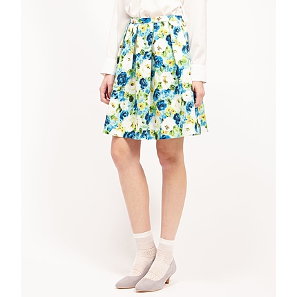 ぼかしフラワータックフレアスカート