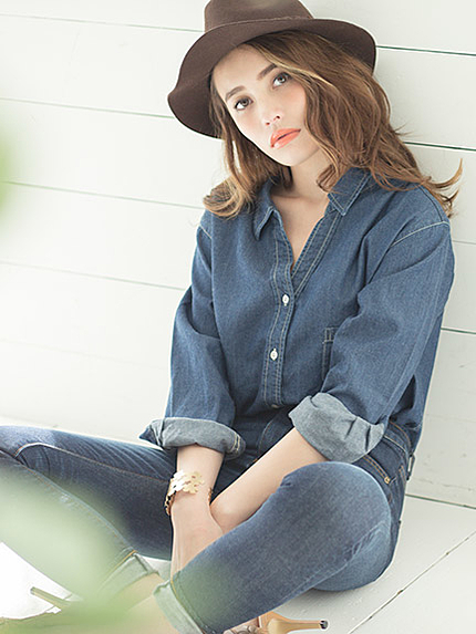 フェミニンデニムシャツ