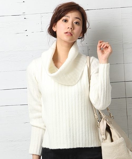 スヌードツキワイドリブプルオーバー
