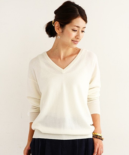 BY∵ カシミヤ Vネックニット