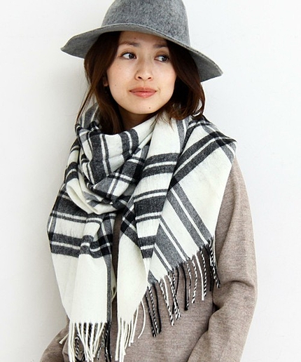 BY チェックストール：