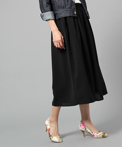 ミディスカーチョ