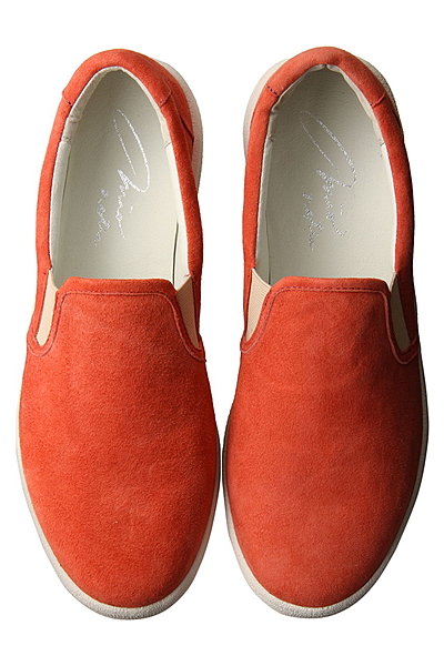 【mio notis】ソフトスリッポンスニーカー