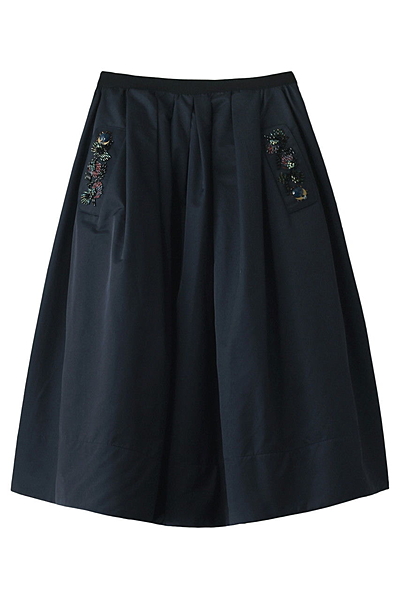 刺繍入りボリュームスカート