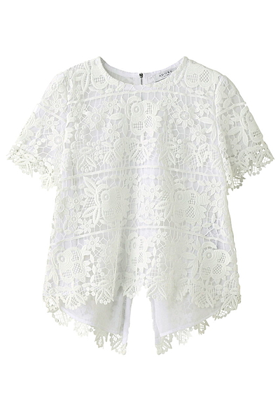 レースブラウス