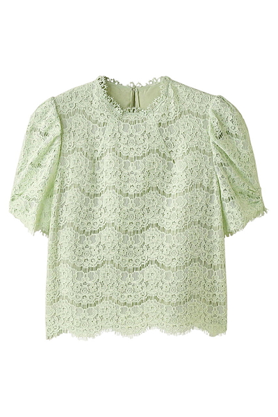 レースブラウス