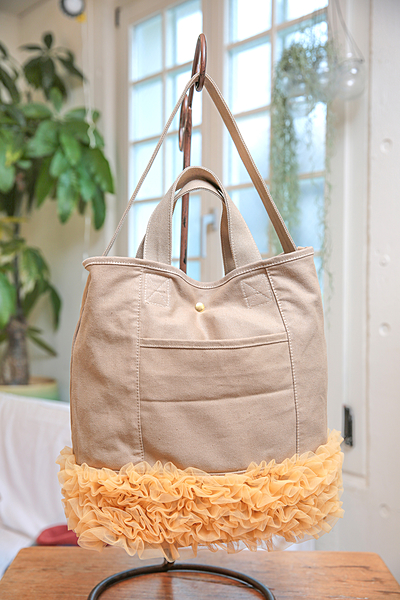 フリルキャンバスバッグ