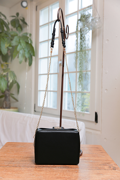 四角四角バッグ