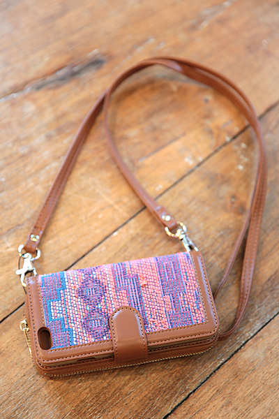 パイピングiPhone6 / 6S財布