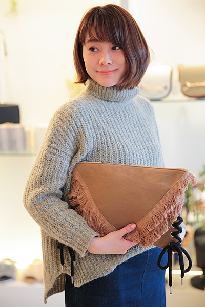 スウェットフリンジクラッチ