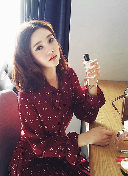 スクエアパターンタイネックワンピース・全1色・t45625