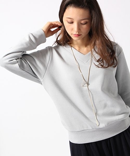 【LADIES】スエットVネックプルオーバー