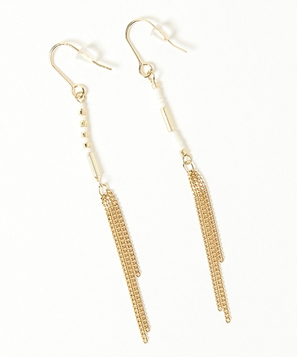 フリンジピアス