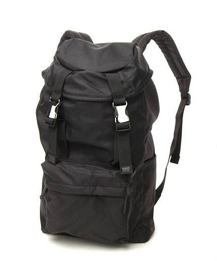 フラップリュック