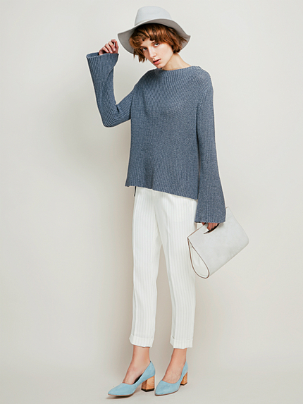 ストライプテーパードパンツ