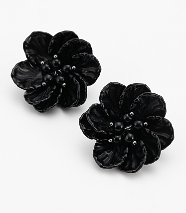 Ｆパールフラワーピアス