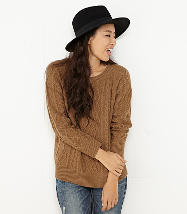 ケーブル ニット