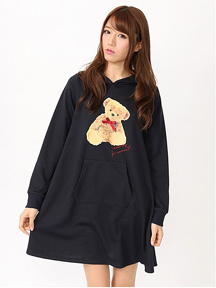くまちゃんプリントパーカーワンピ