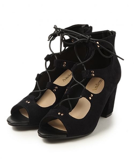 レースUPサンダル