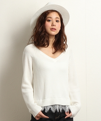 【LIMITED PRICE】スソレースＶネックロングスリーブプルオーバー