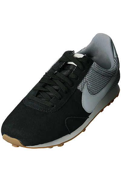 【NIKE】スニーカー