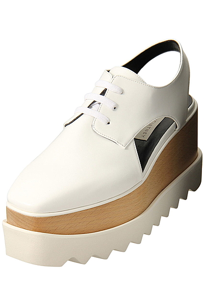 カットアウト 厚底レースアップシューズ