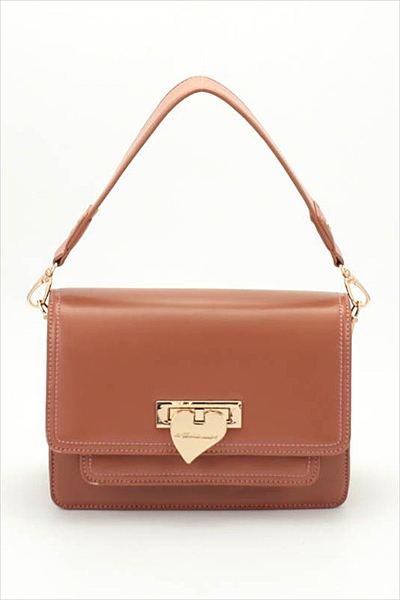 ハートバックルショルダーバッグ