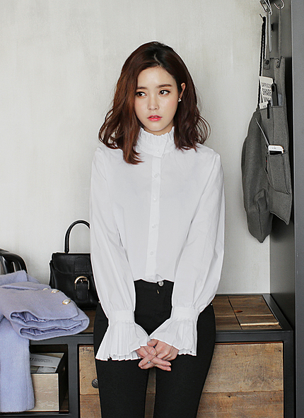 フリルスタンドカラープリーツベルスリーブブラウス・全2色・t45686