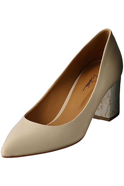 CHARLOT チャンキーヒールパンプス