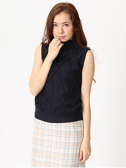 ダイヤ柄ハイネックニットベスト