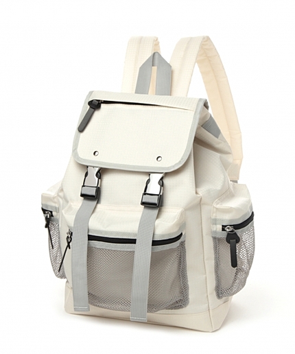 ナイロンリュック