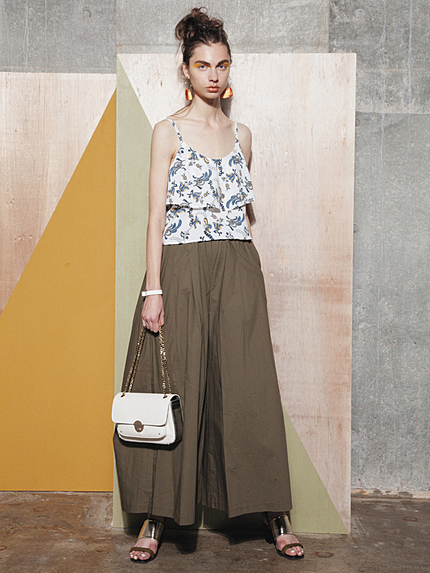 【MODE】ギャザーワイドスカンツ