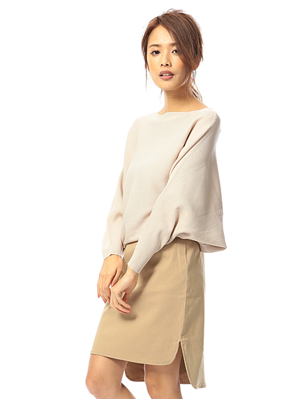 サイドスリットペンシルスカート