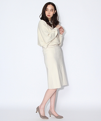 ストラップ付きミディスカート