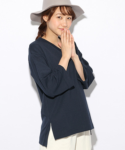 ポンチＶプルオーバー