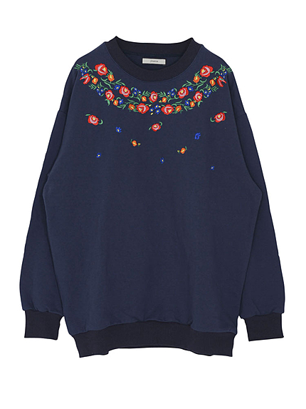 フラワー刺繍スウェット