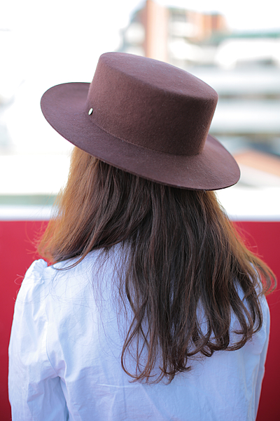 プレート付きカンカン帽