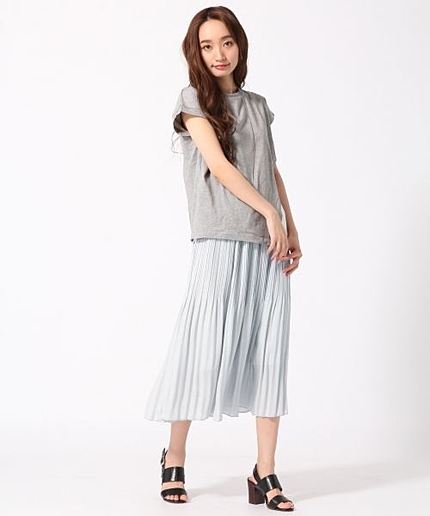 ランダムプリーツスカート