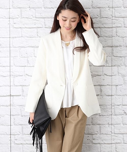 タキシードカラージャケット