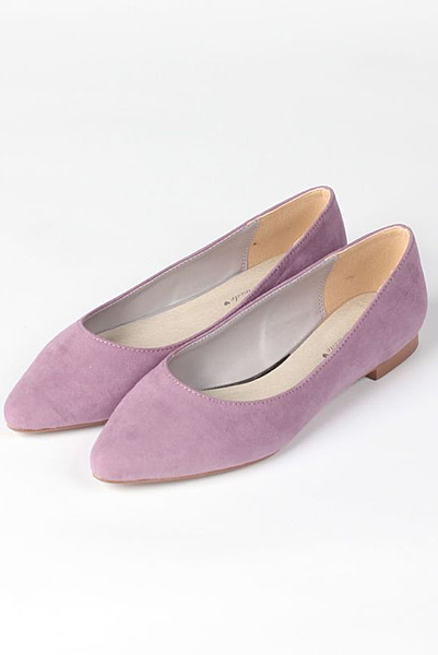 フラットパンプス