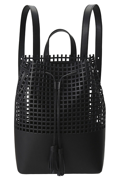 カットアウトレザーバックパック