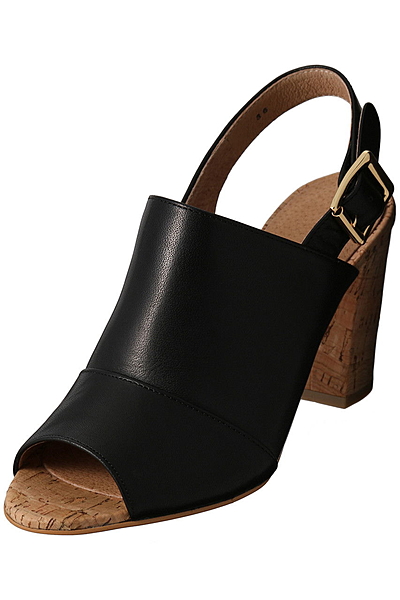 バックベルトサンダル