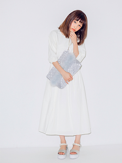 【高橋愛コラボ】Backボタンワンピース