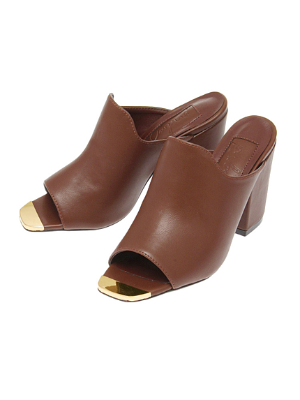 スクエアオープントゥサンダル