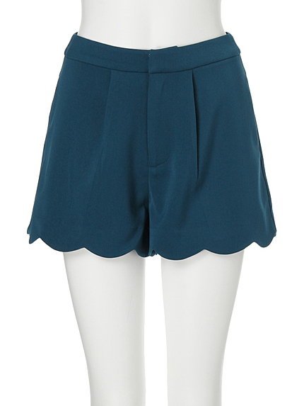 スカラップヘムショートパンツ