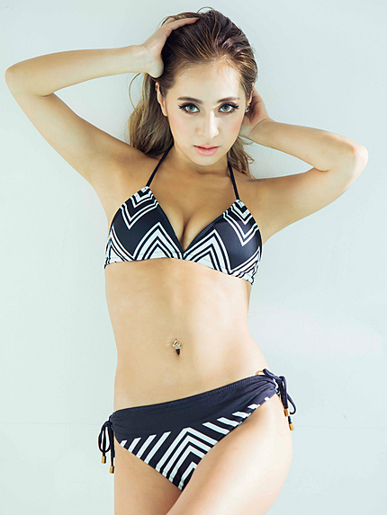 ジオメモチーフトライアングルビキニ
