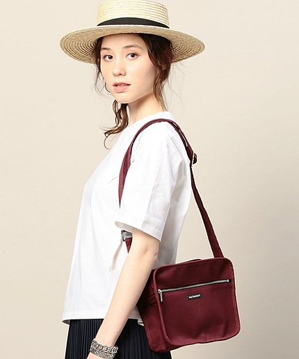 ＜marimekko＞キャンバスショルダーバッグо