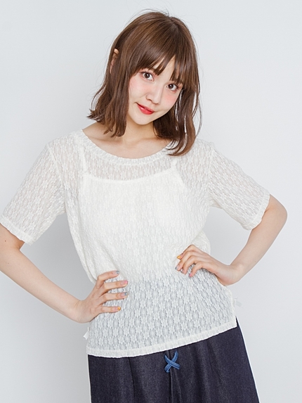 フラワーレースTシャツ