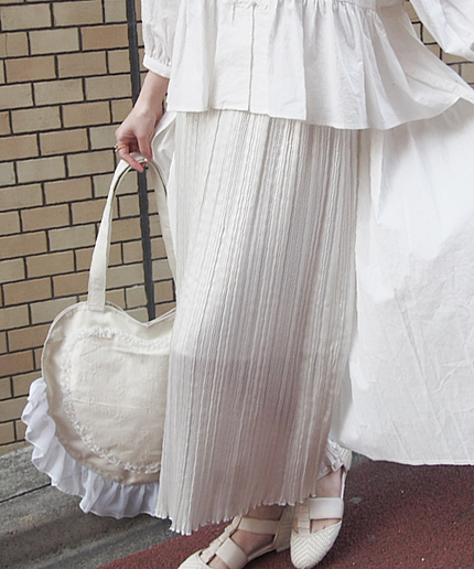 プリーツロングスカート