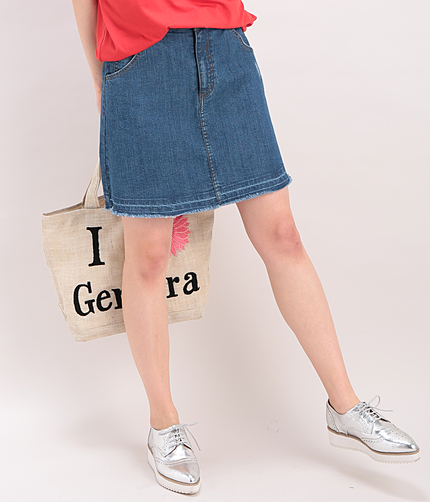 デニム台形スカート